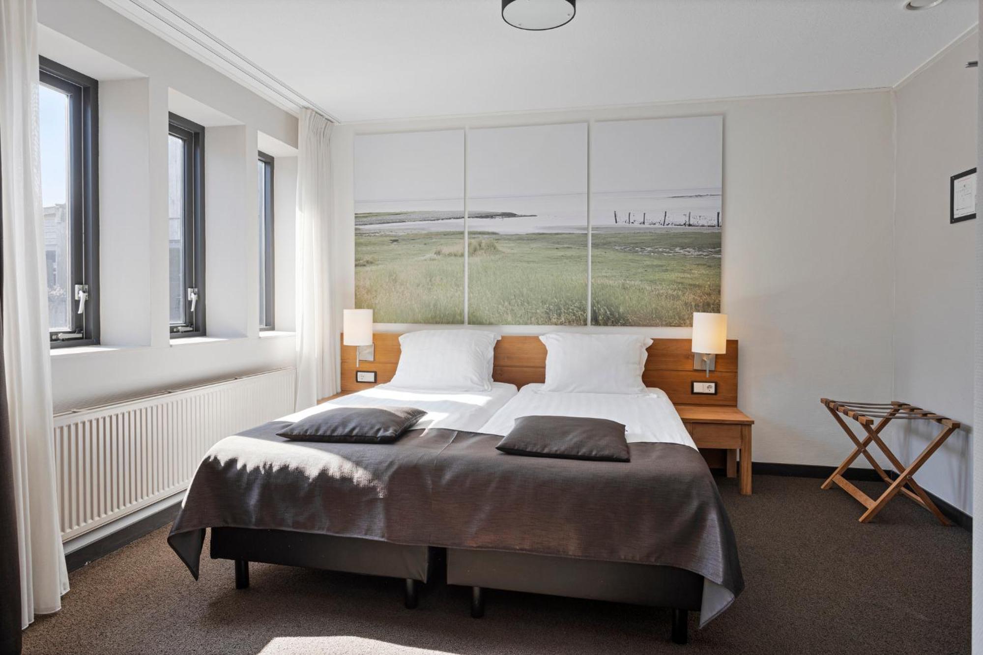 Hunzego Hotel Uithuizermeeden Dış mekan fotoğraf